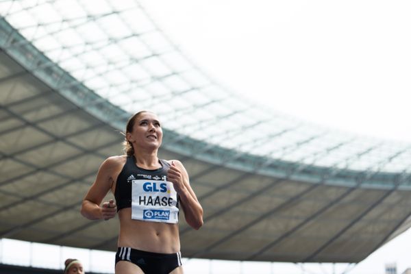 Rebekka Haase (Sprintteam Wetzlar) waehrend der deutschen Leichtathletik-Meisterschaften im Olympiastadion am 25.06.2022 in Berlin